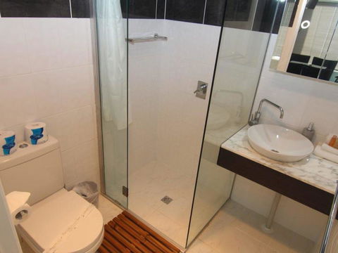 Portofino Unit 5 - Accommodation QLD 9