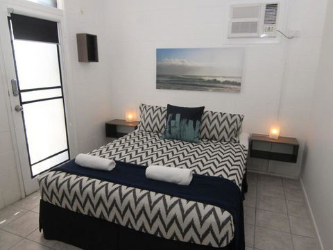 Portofino Unit 5 - Accommodation QLD 4
