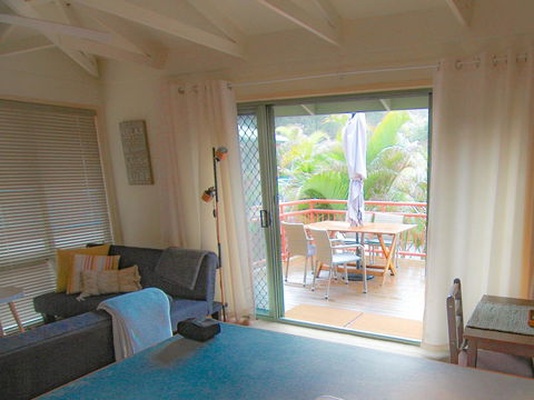 17 Pt Lookout Beach Resort - Accommodation QLD 2