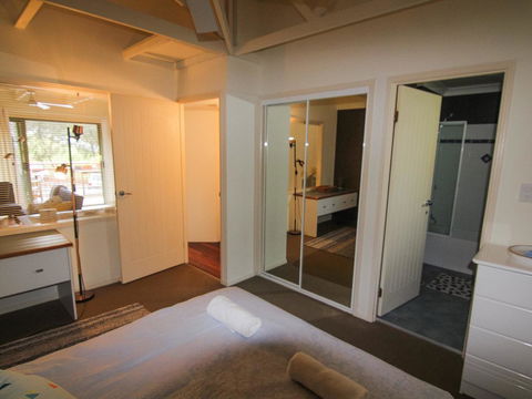 17 Pt Lookout Beach Resort - Accommodation QLD 1
