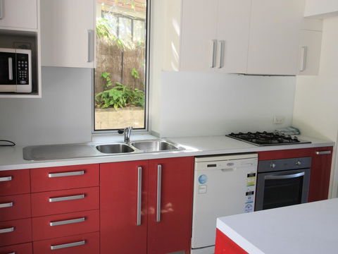 A AAA C-SHACK - Accommodation QLD 11