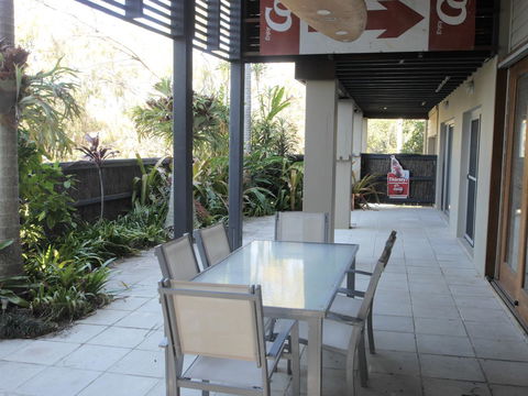 A AAA C-SHACK - Accommodation QLD 4