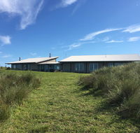 Turnstone Beach House - Accommodation QLD