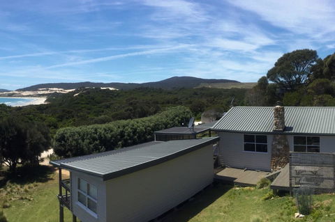 Palana Beach House - Accommodation QLD 2