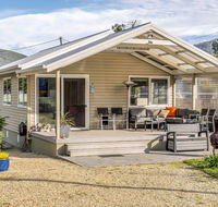 Adventure Bay Holiday Home - Accommodation QLD