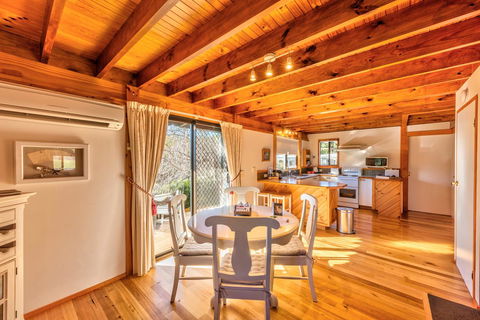 Parnella Adventure Bay, Bruny Island - Accommodation QLD 3