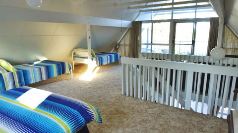 'AFRAME Tarcoola Cottage' 29 The Parade, North Haven - Accommodation QLD 2
