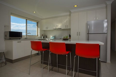 'Banksia Atura' At Tura Beach - Accommodation QLD 3
