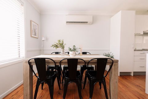 'Comfy & Cosy' - Close To Hospital, Cadia And Early Riser CafÃ© - Accommodation QLD 3