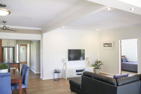 'Top Tier' Dog Friendly Holiday Home - Accommodation QLD 3