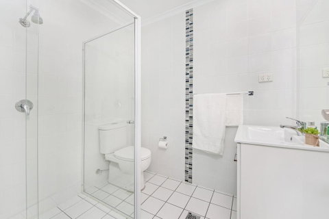 'White Sands', Mollymook - Accommodation QLD 1