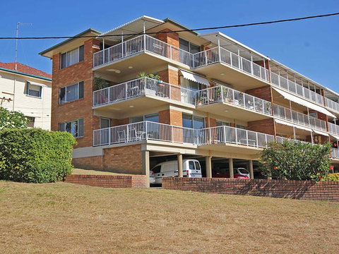 1 'Teramby Court' 104 Magnus Street - In Nelson Bay CBD - Accommodation QLD 2