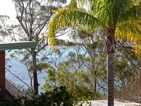 1 'Thurlow Lodge' 6 Thurlow Avenue - air conditioned  pool in the heart of town