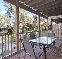 1 bedroom Executive Villa located within Cypress Lakes - Accommodation QLD