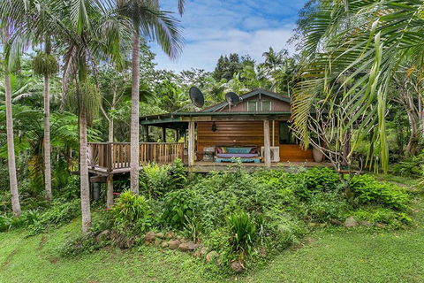 1 Bedroom Home Surrounded By Nature - Accommodation QLD 0