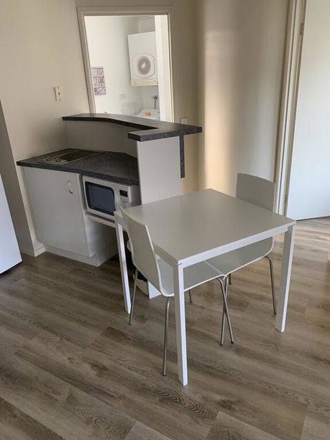 1 Bedroom Unit In 4 Star Tropical Resort In Noosaville - Accommodation QLD 1