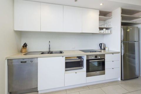 1 Bright Point Apartment 3104 - Accommodation QLD 1