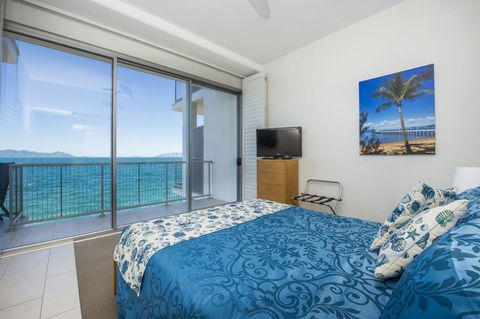 1 Bright Point Apartment 5102 - Accommodation QLD 2