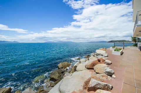 1 Bright Point Apartment 5402 - Accommodation QLD 3