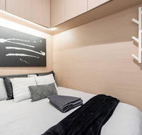 1 Private Double Bed In Sydney CBD Near Train UTS DarlingHarICCC hinatown - SHAREHOUSE - Accommodation QLD