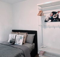 1 Private Double Room In Carramar 1-minute to Station - SHAREHOUSE - Accommodation QLD