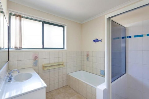 1-33 Tingira Close - Rainbow Beach, Gorgeous Ocean Views, Swimming Pool, Air Conditioning - Accommodation QLD 1