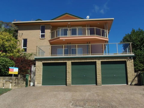 100 Cooloola Drive - Accommodation QLD 2