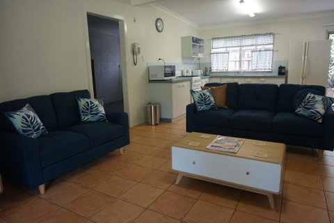 11 Bomburra Court - Rainbow Beach, Comfortable Beach House, Plenty Of Boat Parking - Accommodation QLD 0