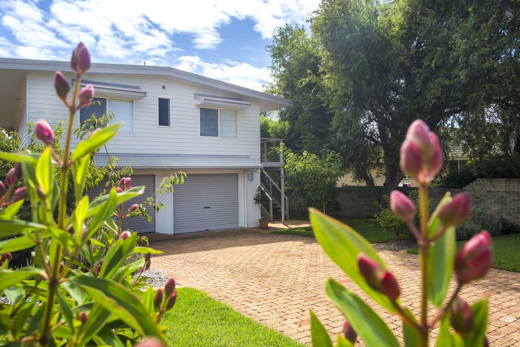 Cunjurong Point NSW Accommodation QLD
