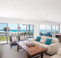 12 Cliff Road - Accommodation QLD