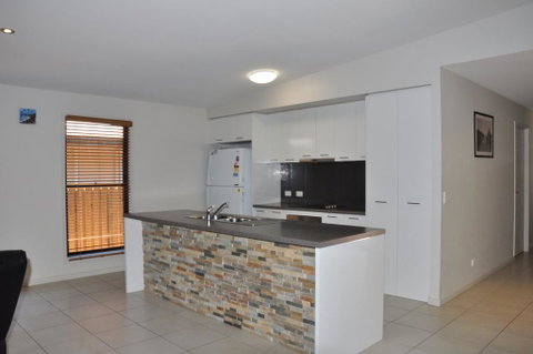 12 Satinwood Drive - Family Home With Swimming Pool Located In Natural Bushland And Close To Beach - Accommodation QLD 3