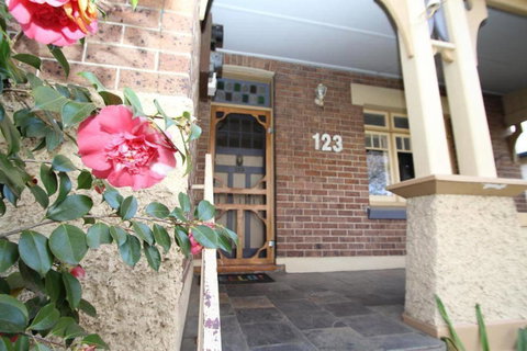 123 Hill St, Heart Of Orange, Double Brick - Accommodation QLD 0