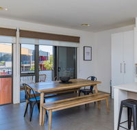 13 Shore Place - Accommodation QLD