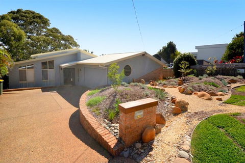 131 Pacific Drive, Port Macquarie - Accommodation QLD 0