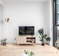 143 Summer Time Freshment in Melbourne Village - Accommodation QLD