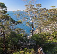 15 'Thurlow Lodge' 6 Thurlow Avenue - fantastic unit with water views  pool in complex - Accommodation QLD