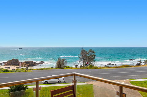 15 Beachpark Apartments - Accommodation QLD 1