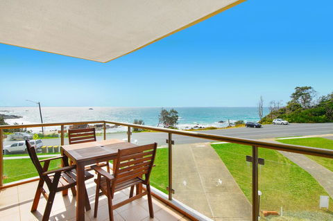 15 Beachpark Apartments - Accommodation QLD 2