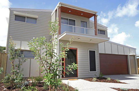 15 Wave Crescent Mount Coolum - Pet Friendly, WIFI, Foxtel, Linen Included - Accommodation QLD 0