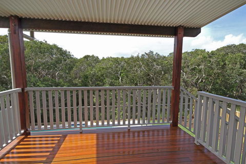 15 Wave Crescent Mount Coolum - Pet Friendly, WIFI, Foxtel, Linen Included - Accommodation QLD 3
