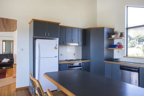 17 Canberra Crescent - Prestige Views At Burrill Lake - Accommodation QLD 1