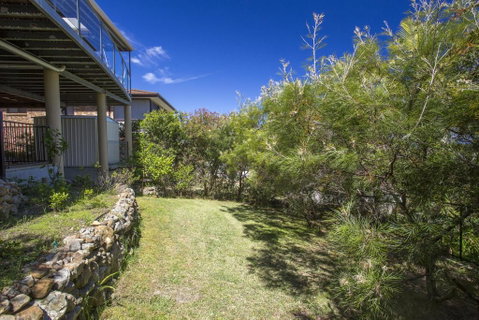 17 Canberra Crescent - Prestige Views At Burrill Lake - Accommodation QLD 2