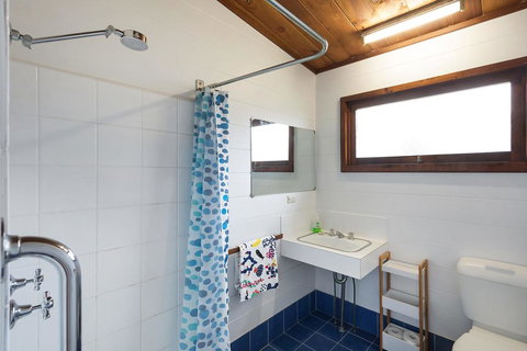 17 Dulling Street - Beach House - Accommodation QLD 2