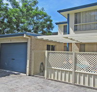2 'Mahi Mahi' 5 Achilles Street - 3 bedroom between Shoal Bay and Little Beach - Accommodation QLD