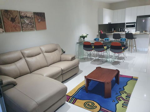 2 BDR Sea View Guest House - Accommodation QLD 3