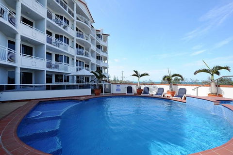 2 Bedroom Alex Unit - Ocean, Pool And Park Views - Accommodation QLD 0