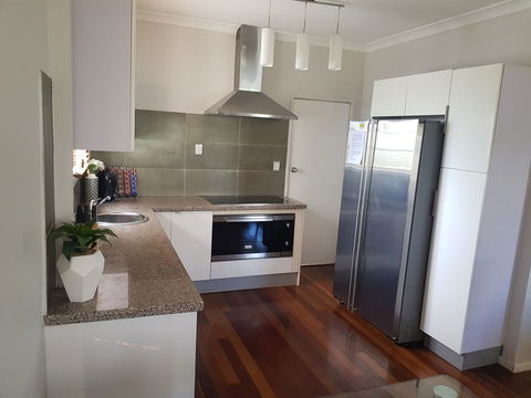 2 Bedroom Cottage - Accommodation QLD 2