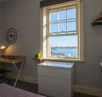 2 Bedroom Harbour View at the Rocks heart of CBD - Accommodation QLD