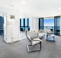2 Bedroom Ocean View Apartment in Surfers Paradise - Accommodation QLD
