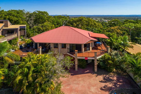 2/80 Cooloola Drive - Comfortable And Cosy Unit Enjoying Ocean Views And Views To Fraser Island - Accommodation QLD 0